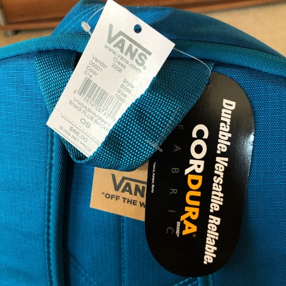 🎉‼️FLASH PARTY SALE‼️🎉HP 3/19🎉NWT Unisex Vans utility backpack. - Picture 3 of 14